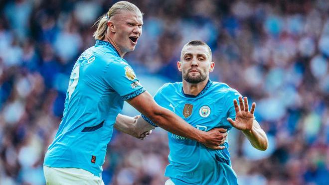 詹姆斯和东 詹姆斯和东